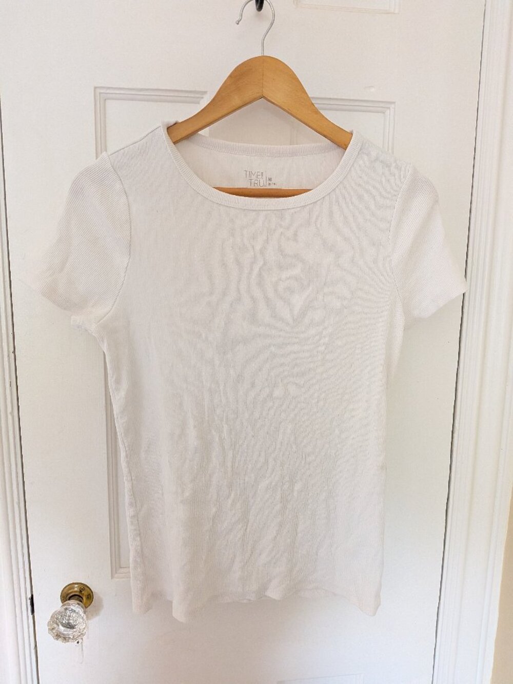 Time and Tru White Ribbed Tee Shirt